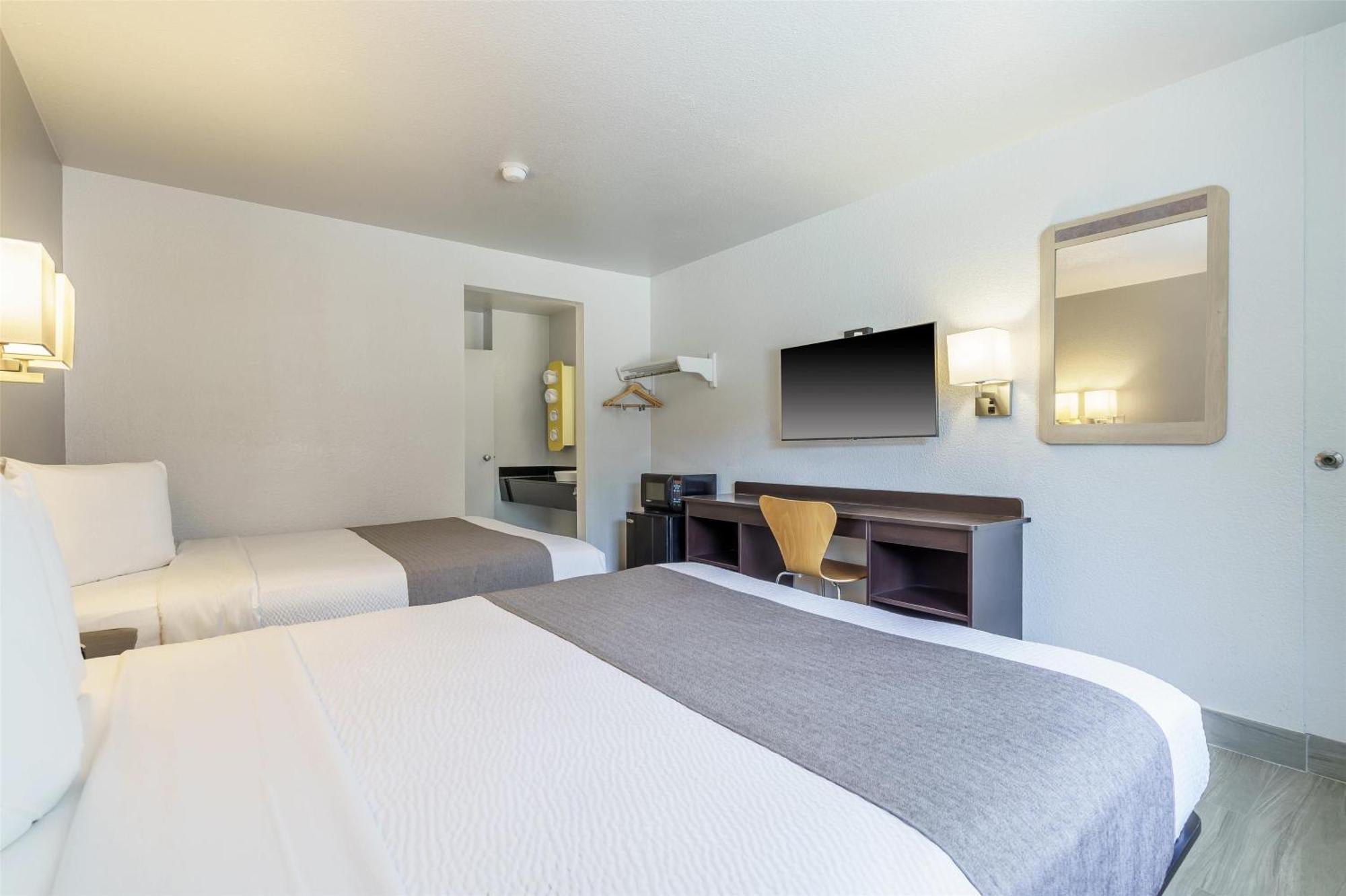 6-fremont, Ca - North Hotel