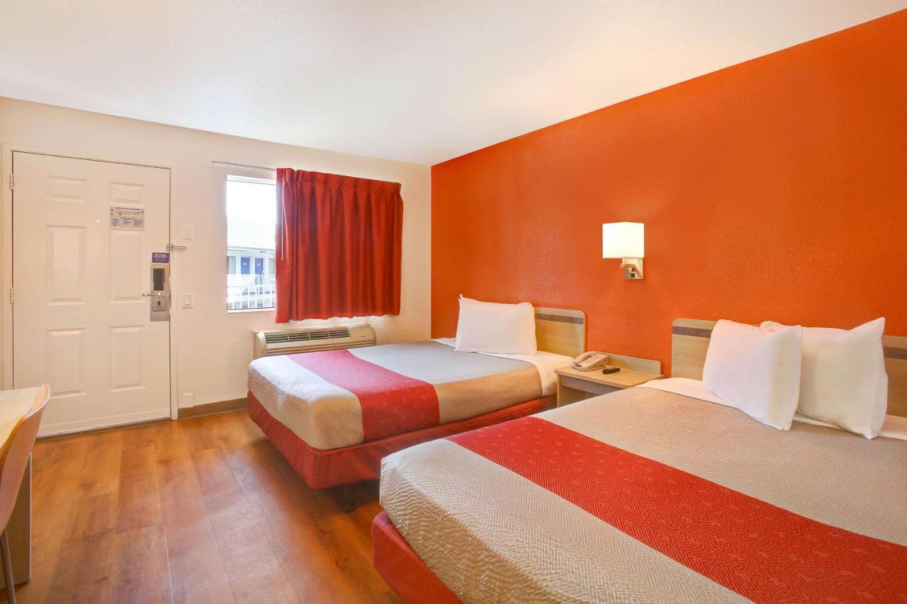 Hotel 6-fremont, Ca - North 2*